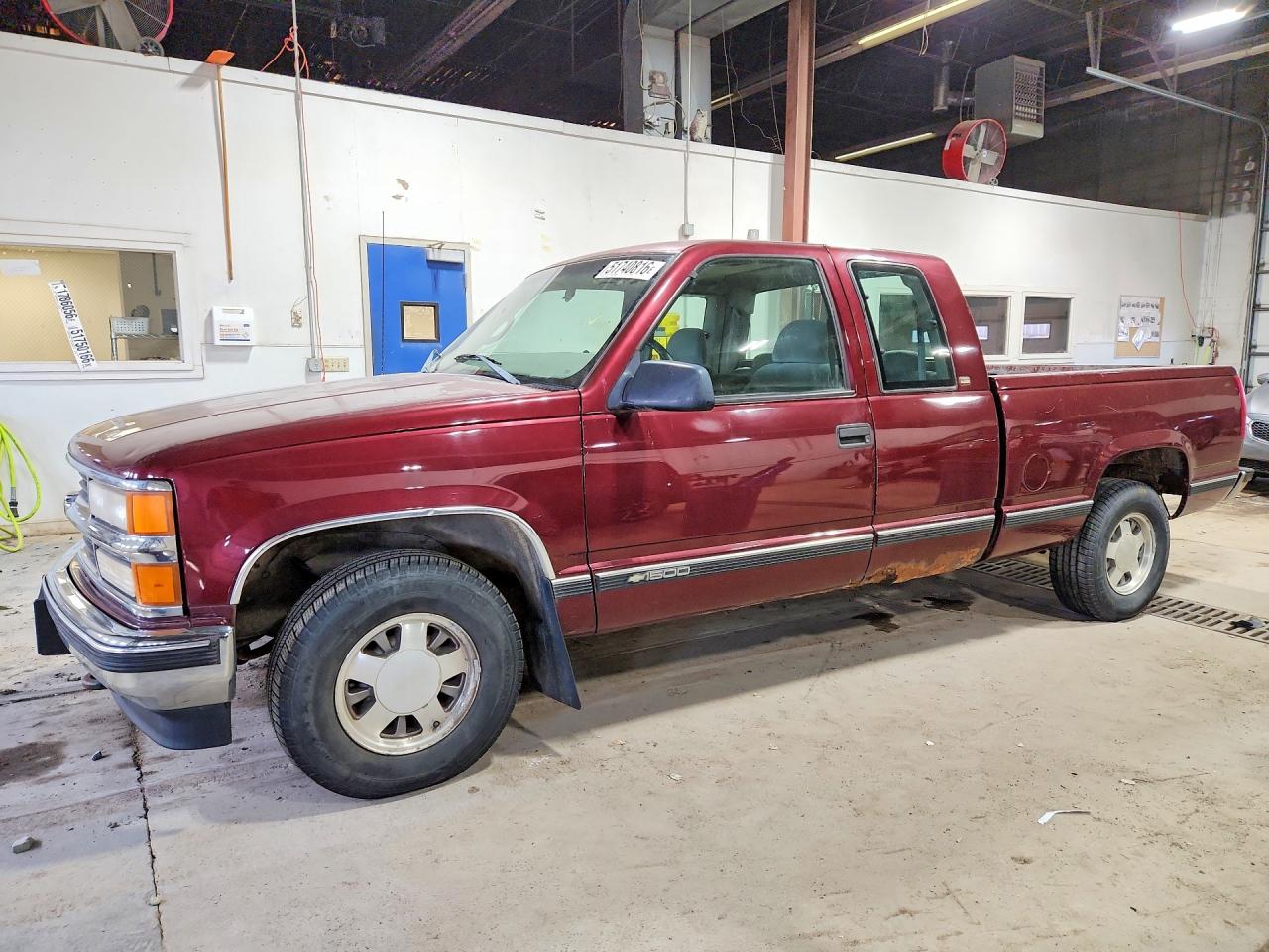 1998 Chevrolet Gmt VIN 2GCEC19M2W1245971 photo 1