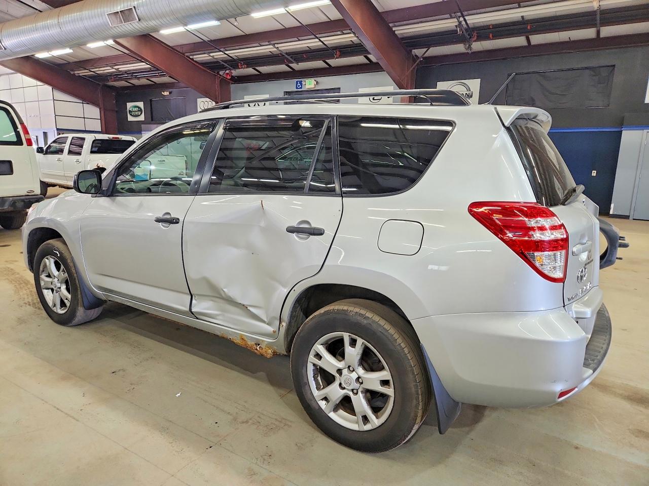 2010 Toyota Rav4 base VIN 2T3BK4DV5AW014747 photo 2