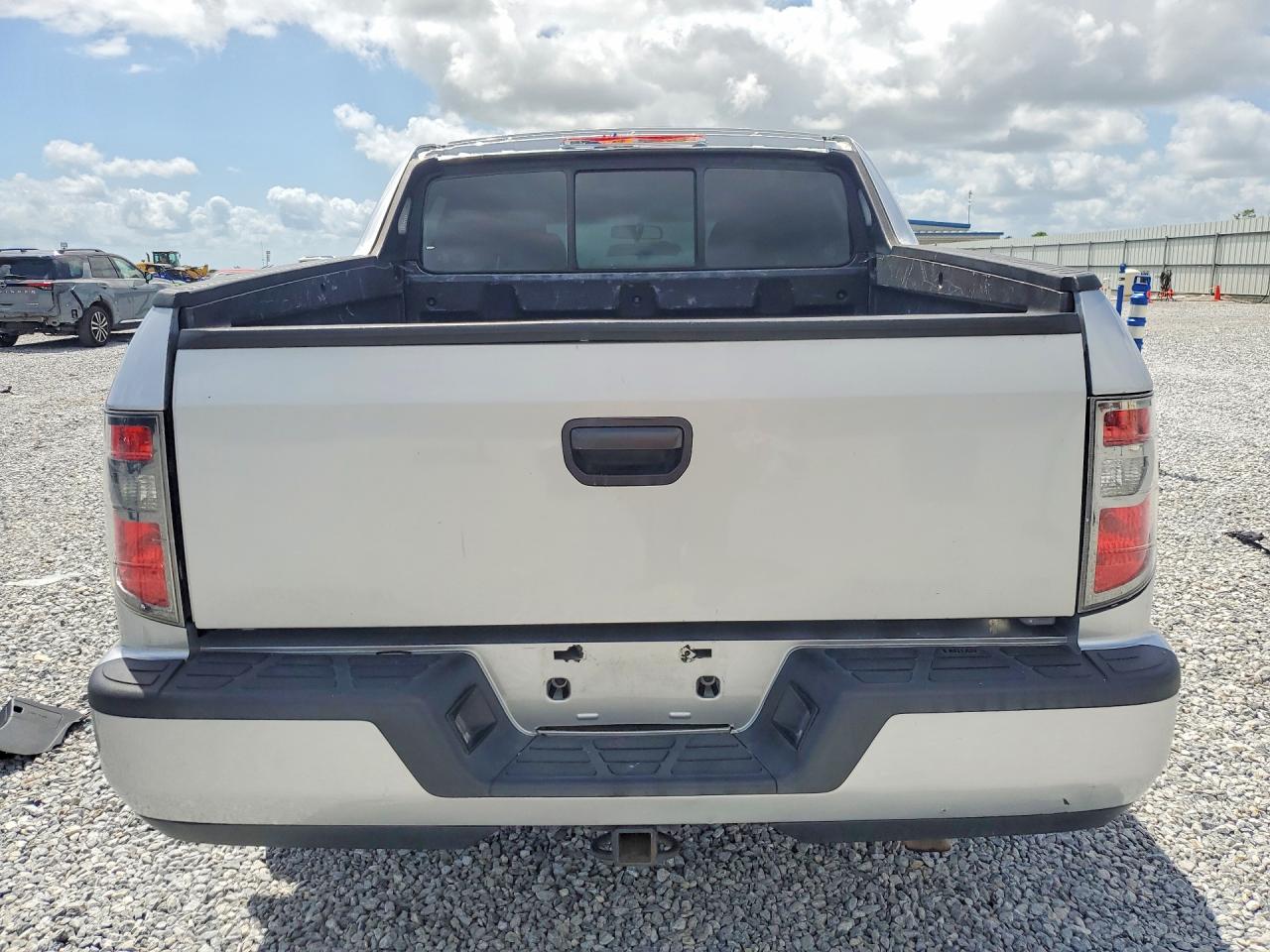 2012 Honda Ridgeline VIN 5FPYK1F27CB004152 photo 6