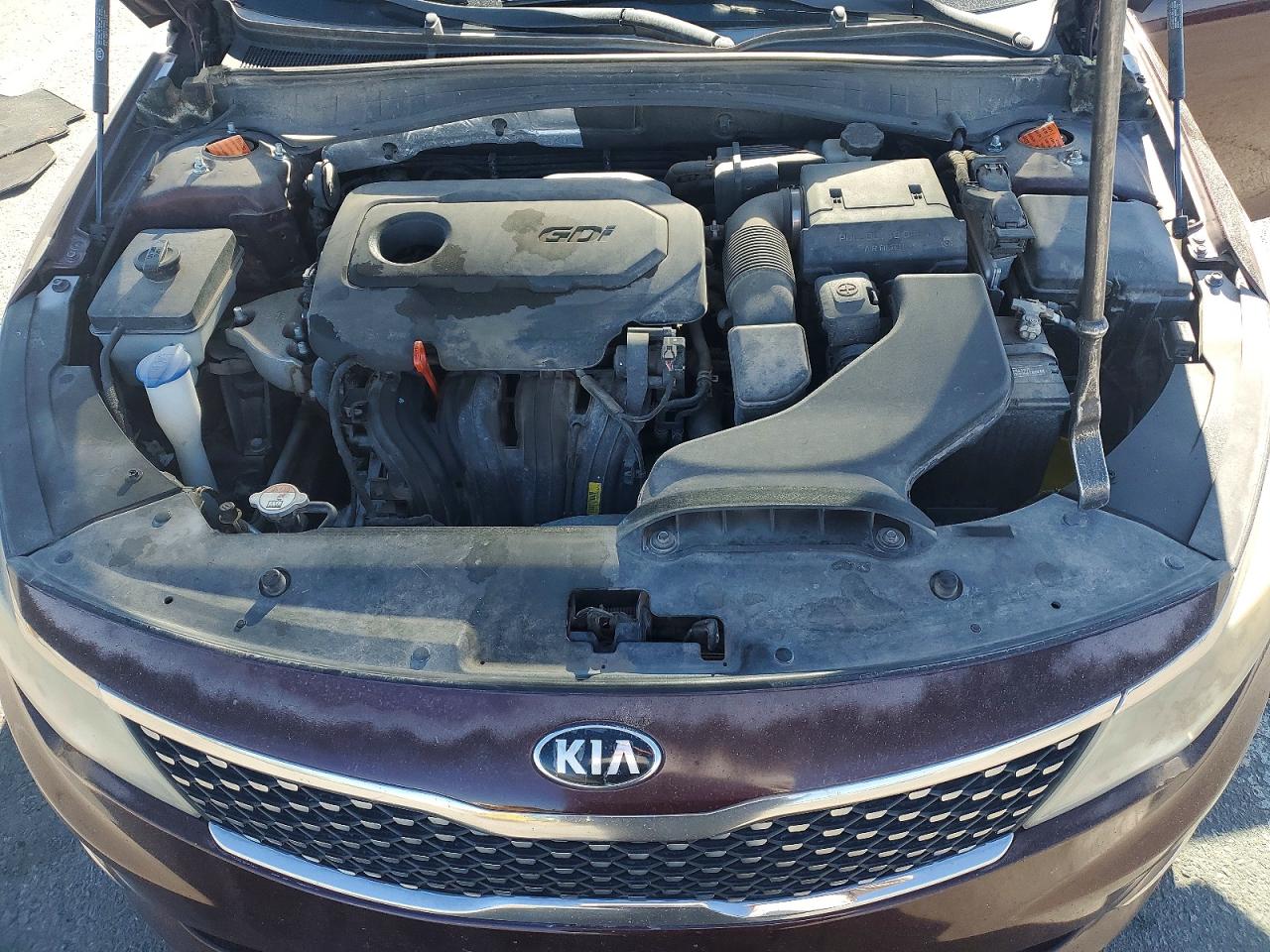 2017 Kia Optima VIN 5XXGU4L30HG157537 photo 11