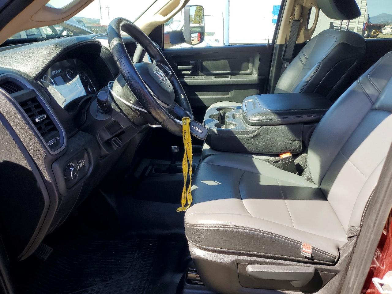 2020 Ram 3500 VIN 3C63RRGL4LG291665 photo 7