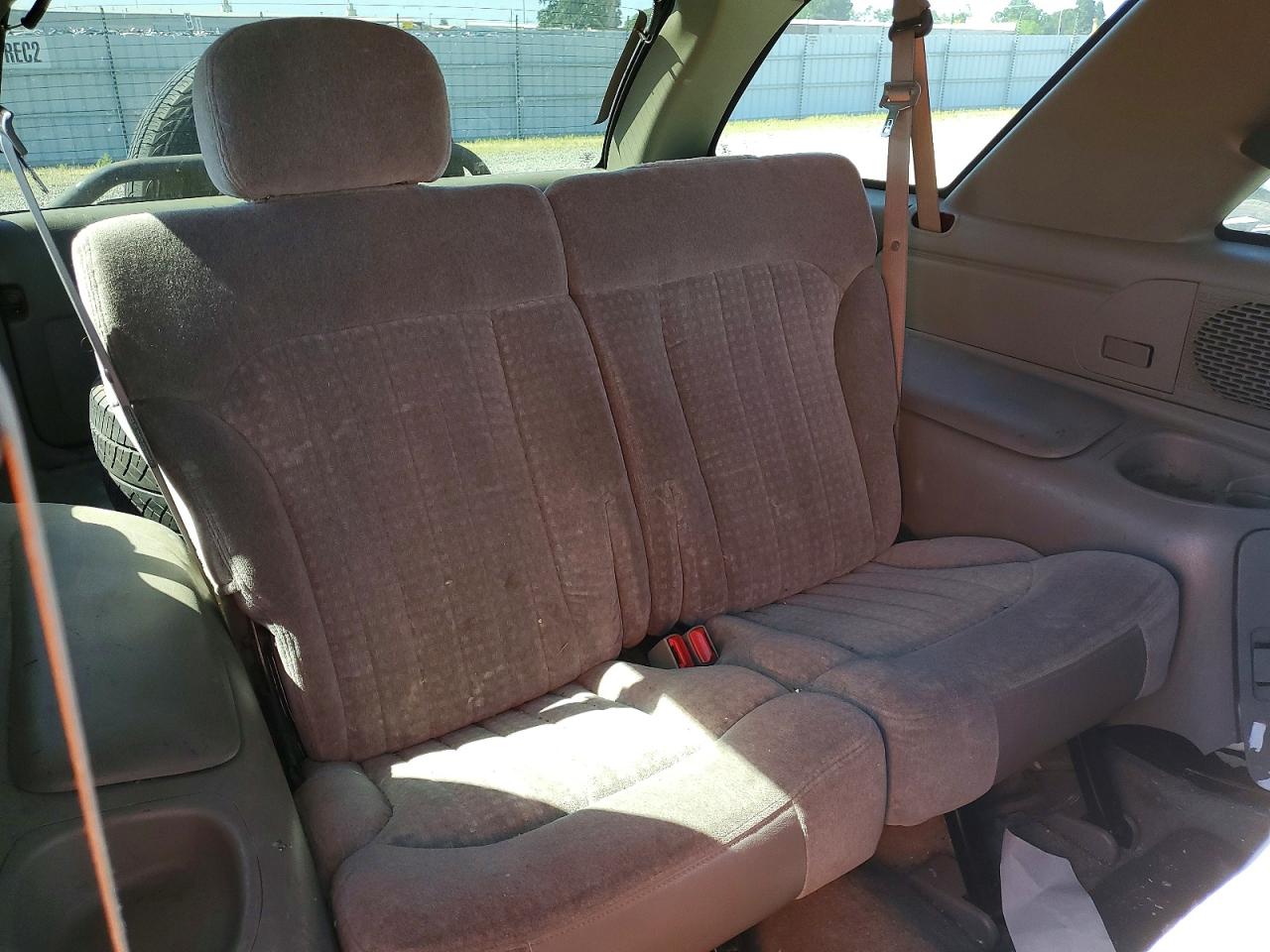 2000 CHEV Blazer VIN 1GNCT18W7YK166591 photo 11