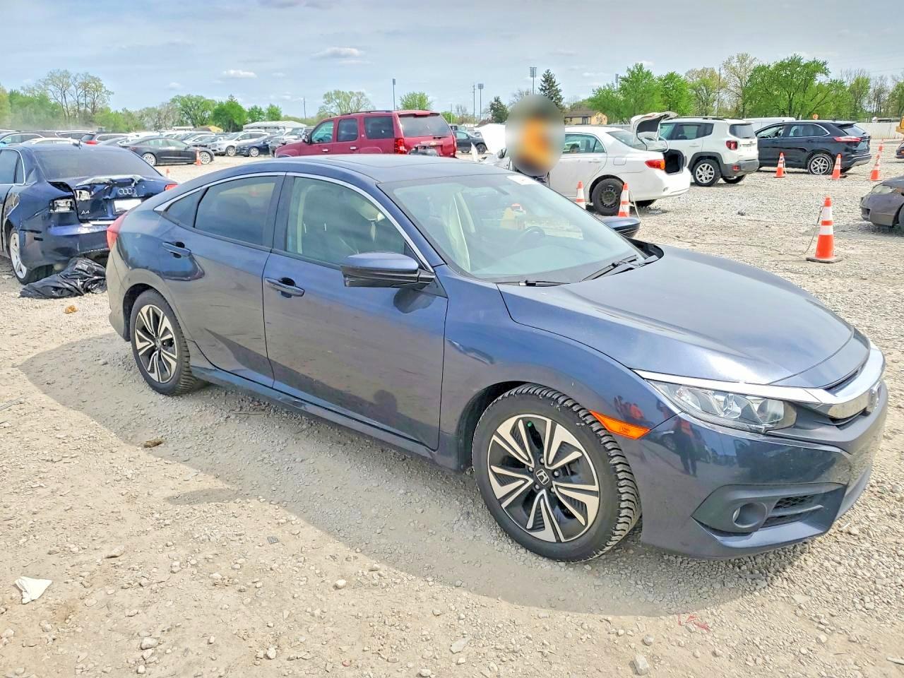 2018 HONDA Civic VIN JHMFC1F7XJX012241 photo 4