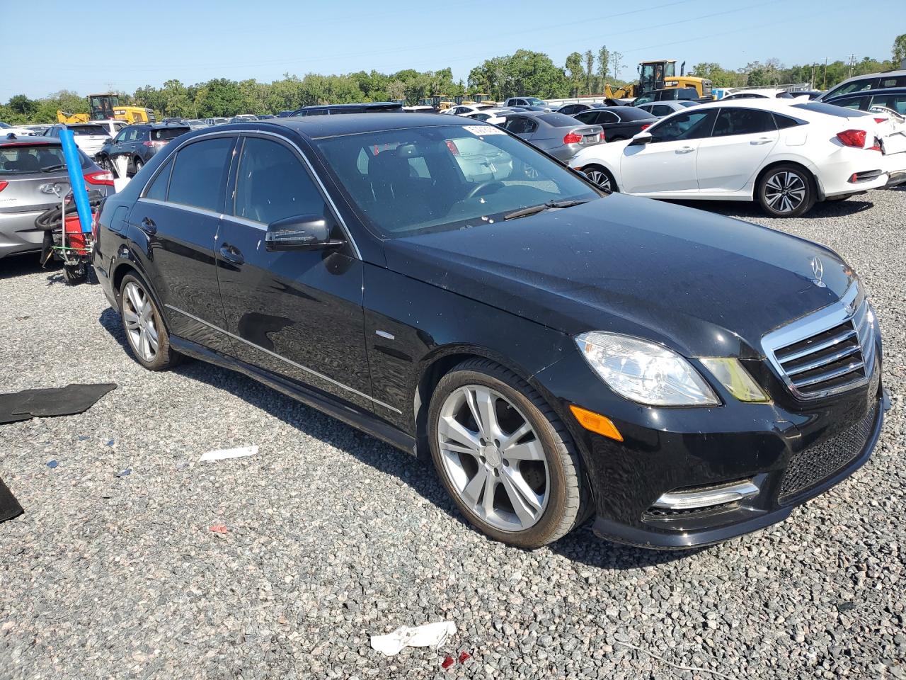 2012 Mercedes-Benz E-class VIN WDDHF5KB9CA600971 photo 4