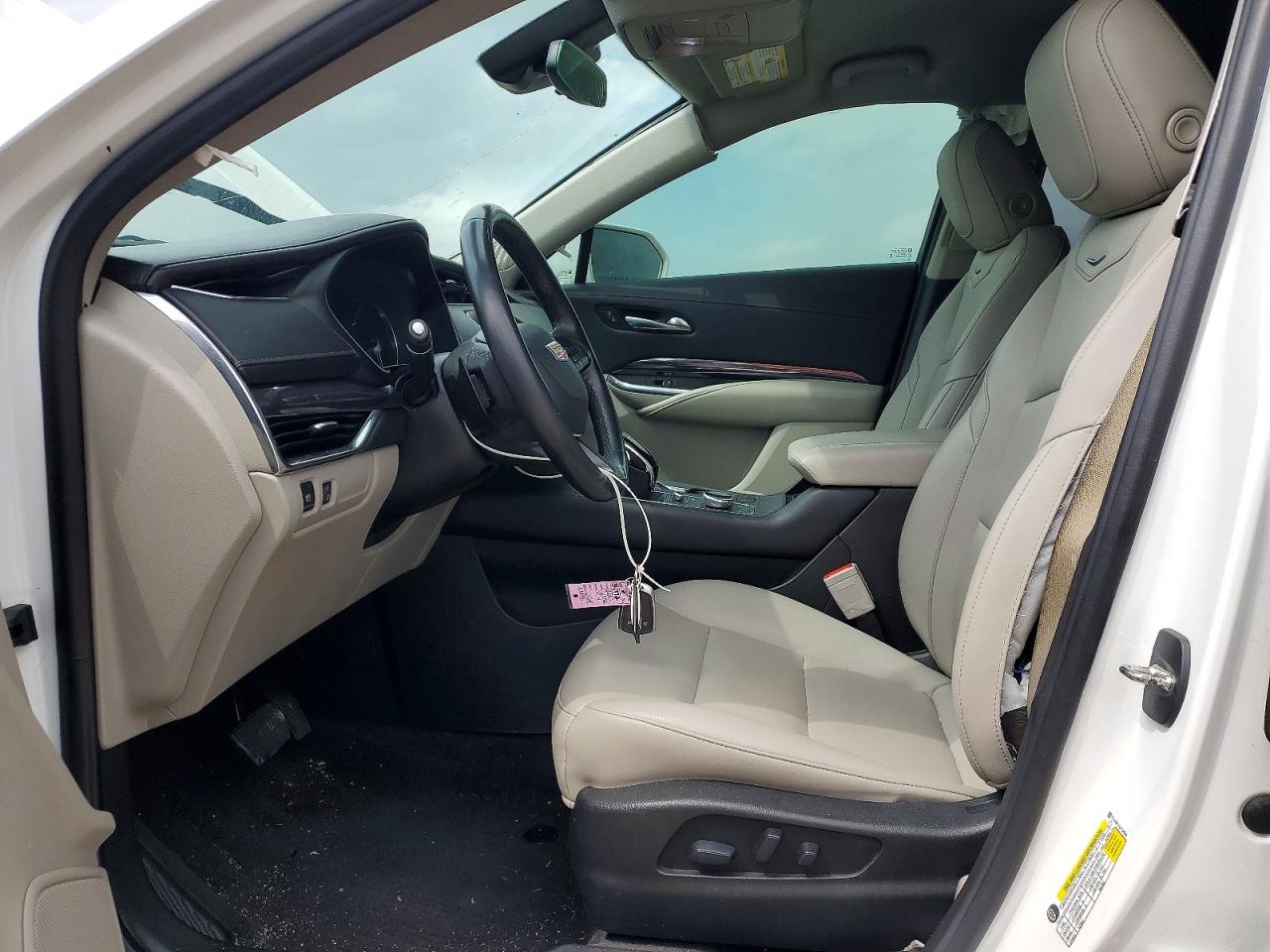 2020 Cadillac Xt4 VIN 1GYAZAR43LF140058 photo 7