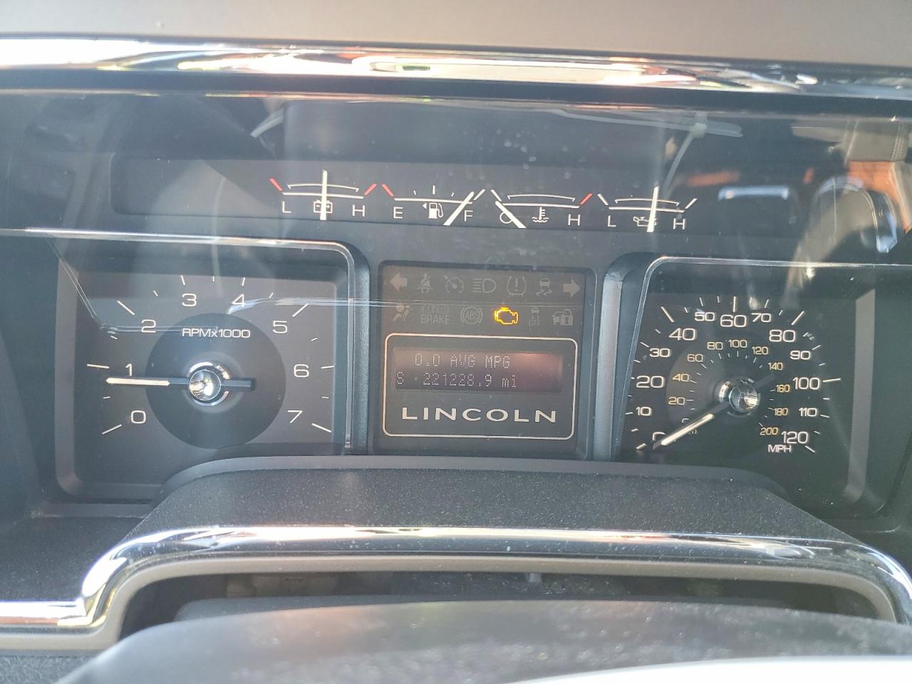 2013 Lincoln Navigator VIN 5LMJJ2J5XDEL05045 photo 9