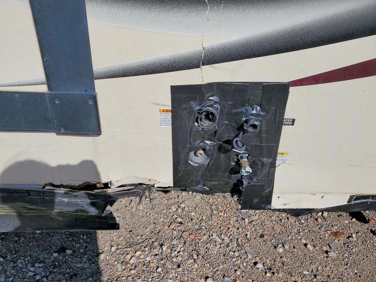2017 KEYSTONE Trailer VIN 4YDT28724HP940170 photo 9