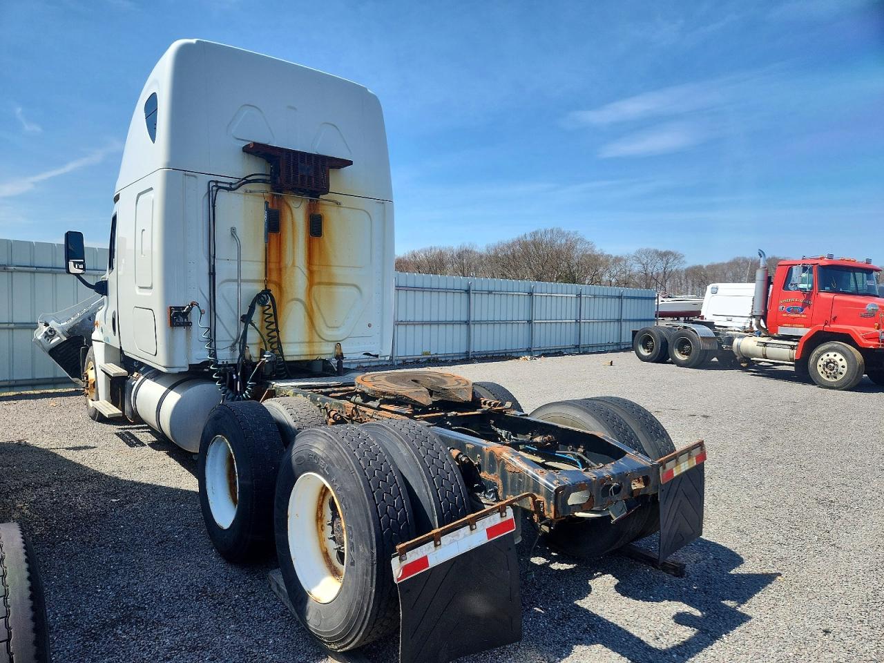 2015 FREIGHTLINER All other VIN 1FUJGLD65FLGJ1340 photo 3