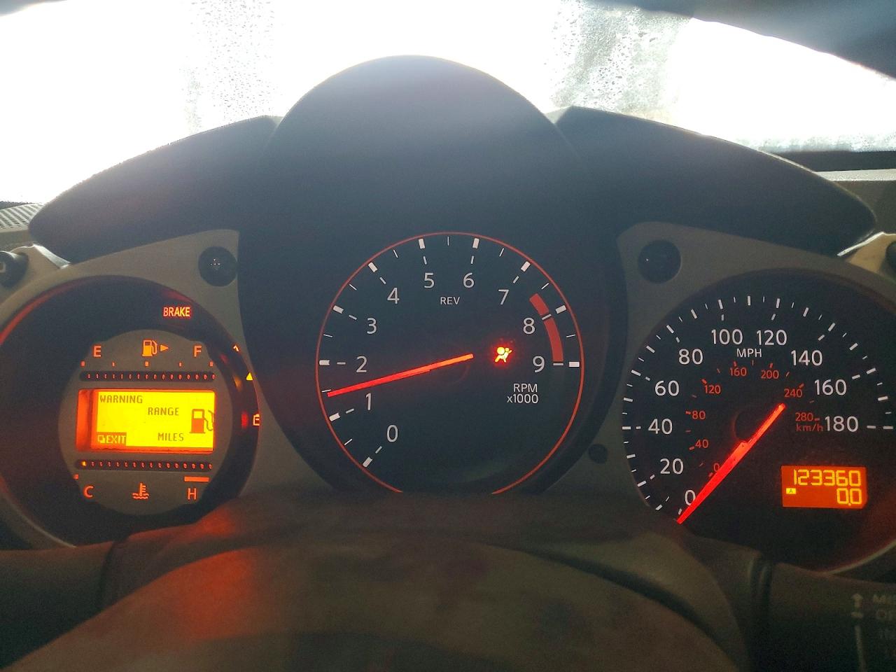 2011 Nissan 370z VIN JN1AZ4EH4BM550445 photo 9