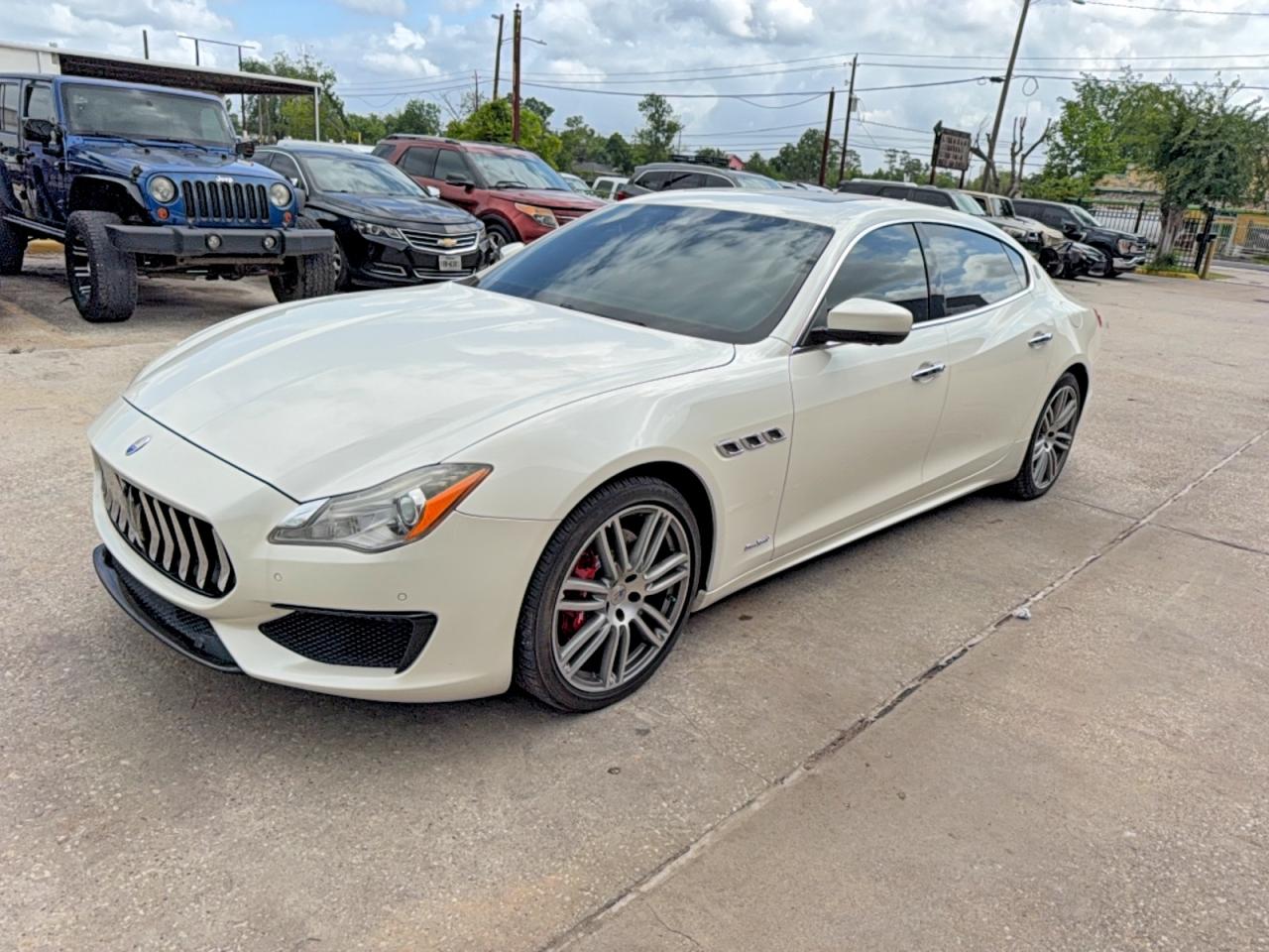 2017 MASERATI Quattropor VIN ZAM56RPS0H1236696 photo 2