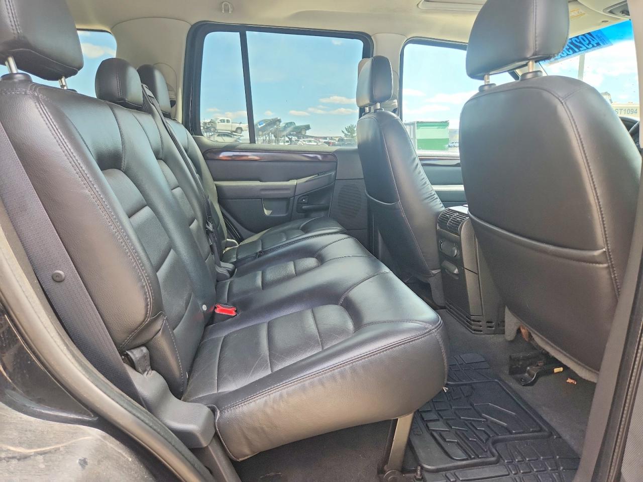 2004 FORD Explorer VIN 1FMZU75W14UA99360 photo 11