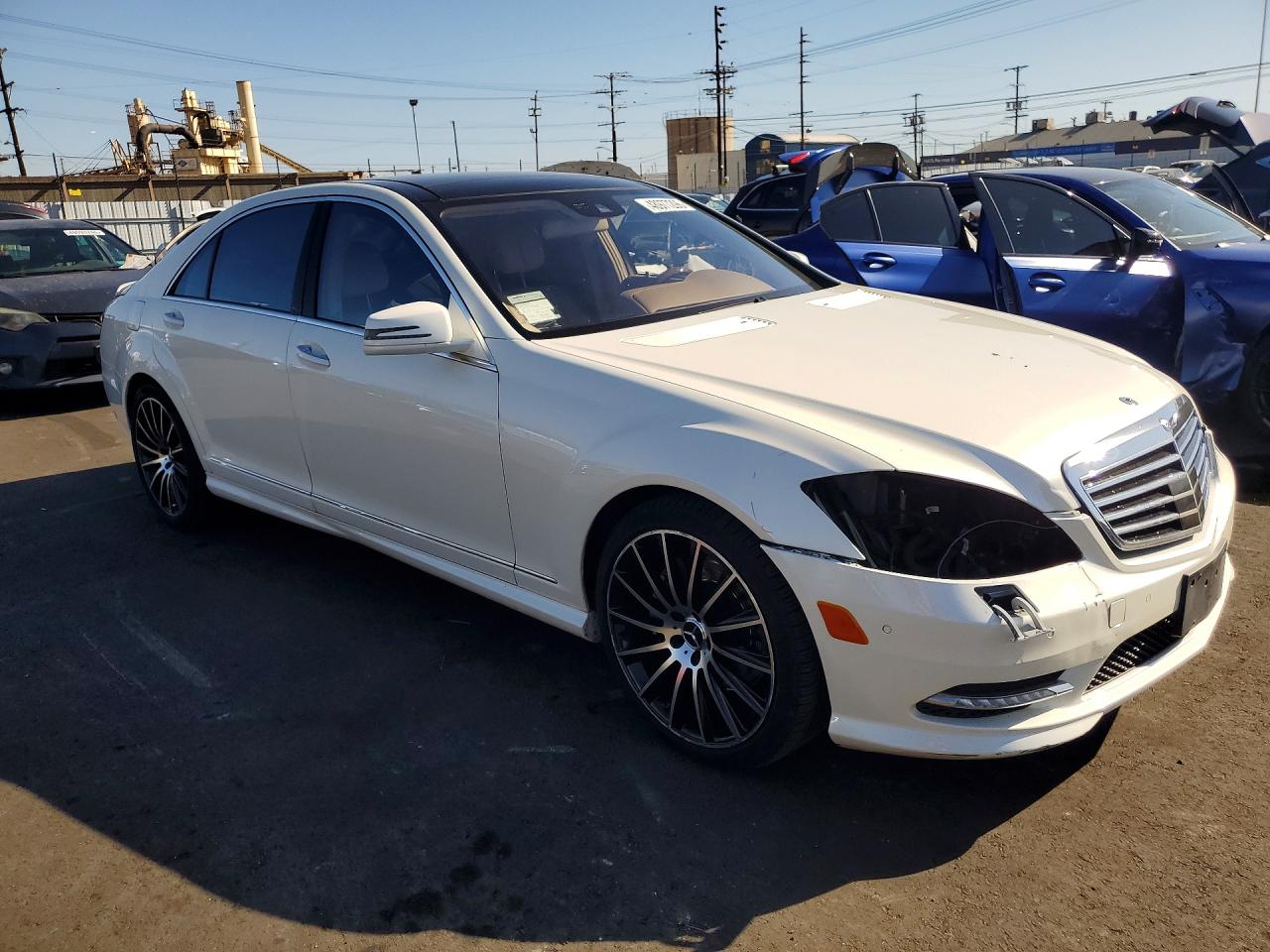2013 Mercedes-Benz S class VIN WDDNG7DB3DA534105 photo 4