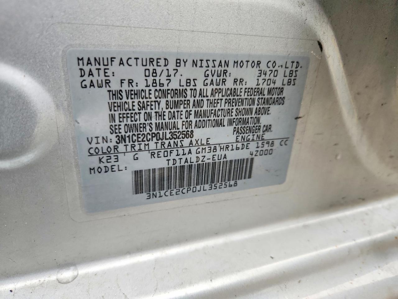 2018 Nissan Versa note VIN 3N1CE2CP0JL352568 photo 12