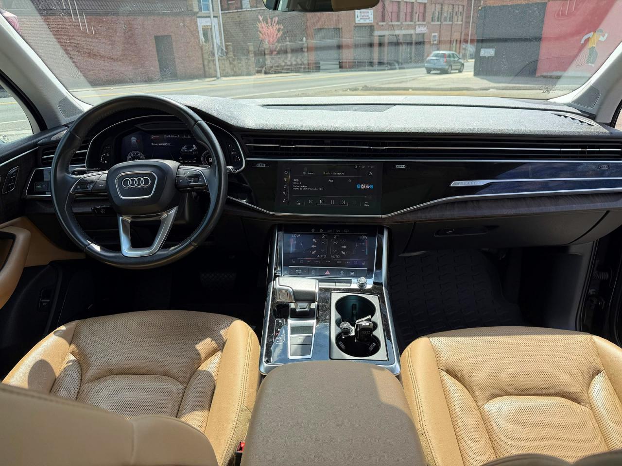 2020 Audi Q7 VIN WA1LXAF70LD001045 photo 8