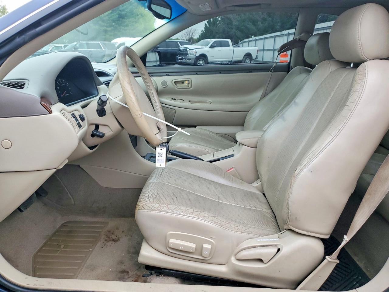 2001 Toyota Camry sola VIN 2T1CF28P51C530464 photo 7