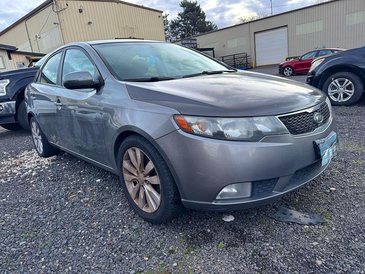 2011 Kia Forte VIN KNAFW4A30B5334170 photo 1
