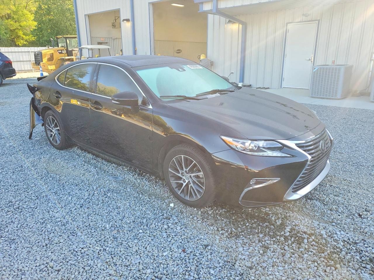 2017 Lexus ES350 VIN 58ABK1GG4HU076177 photo 4
