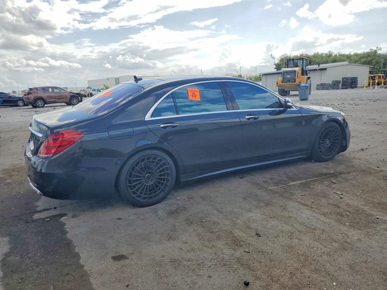 2018 Mercedes-Benz S class VIN WDDUG8DB2JA368317 photo 3