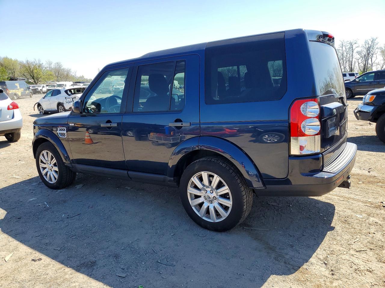 2013 Land Lr4 VIN SALAG2D46DA668595 photo 2