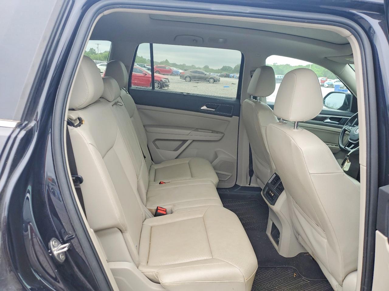 2019 Volkswagen Atlas VIN 1V2UR2CA0KC588666 photo 10