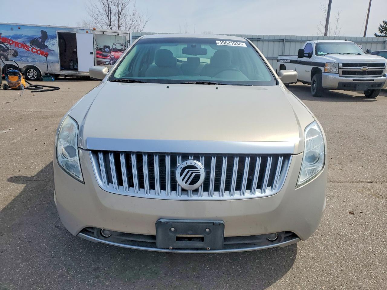 2010 Mercury Milan VIN 3MEHM0HA2AR637668 photo 5