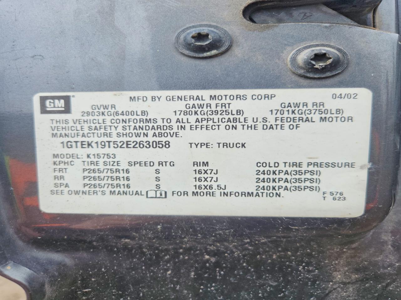 2002 GMC SIERRA VIN 1GTEK19T52E263058 photo 12