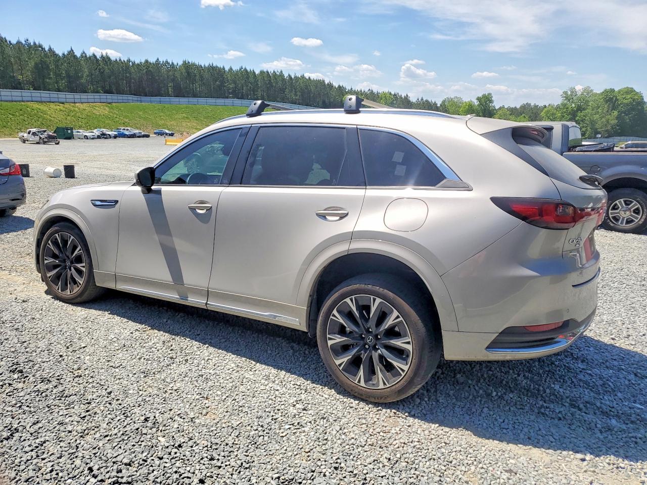 2025 Mazda Cx-90 VIN JM3KKDHC8S1203604 photo 2