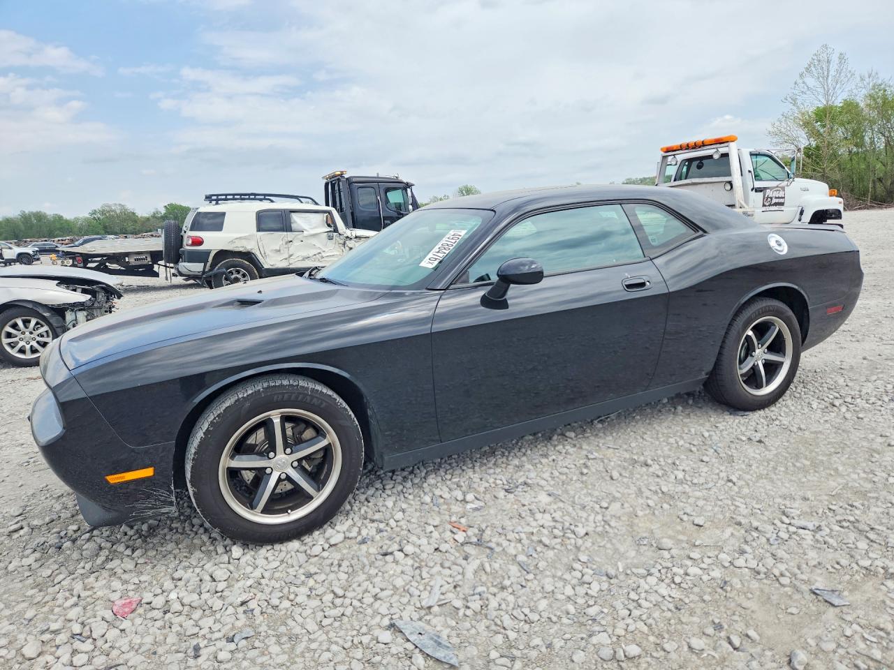 2010 Dodge Challenger VIN 2B3CJ4DV2AH175095 photo 1