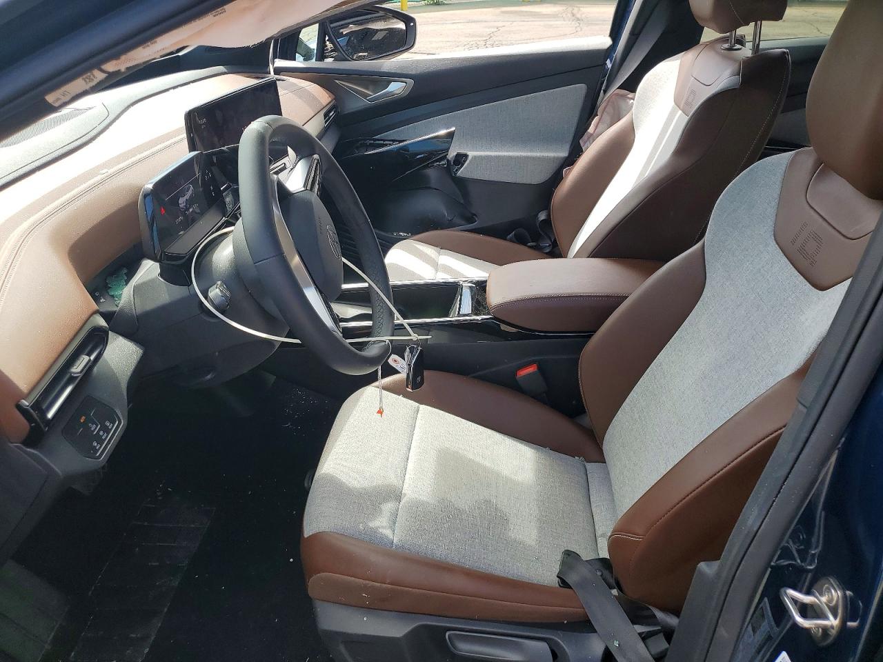 2023 Volkswagen All other VIN 1V2DNPE82PC048908 photo 7