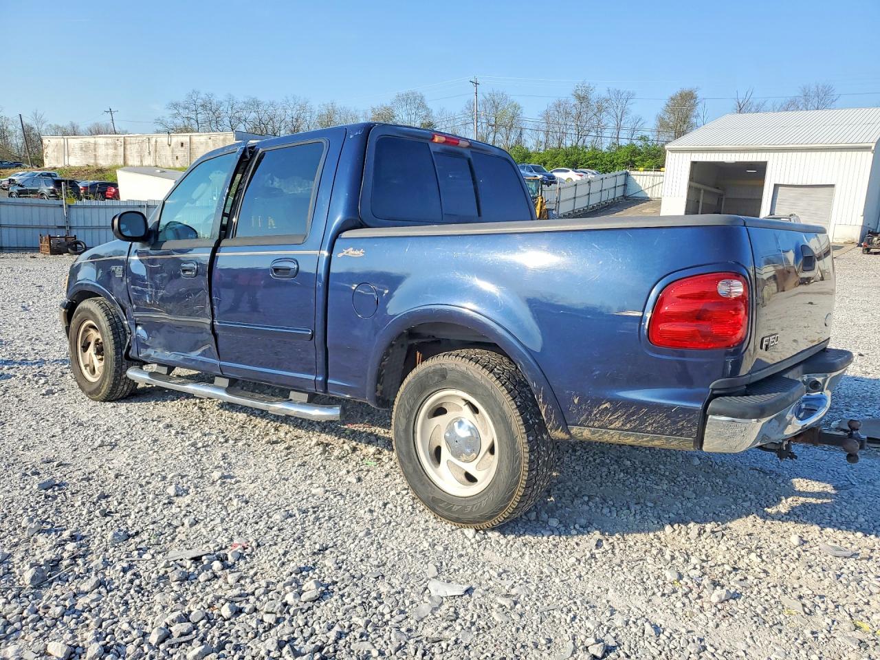 2003 Ford F150 VIN 1FTRW07L03KD05173 photo 2