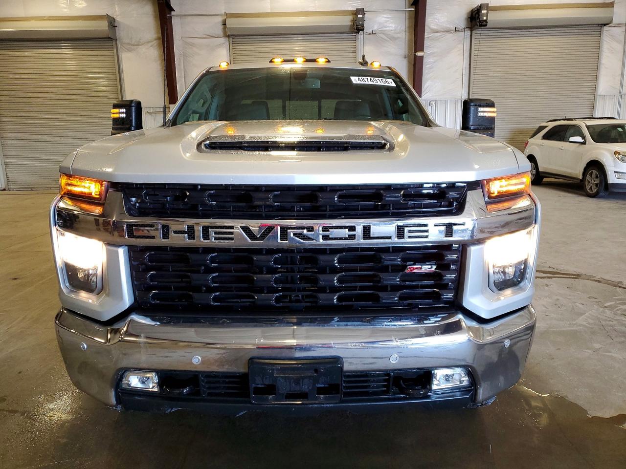 2020 Chev All models VIN 1GC4YTE71LF333505 photo 5