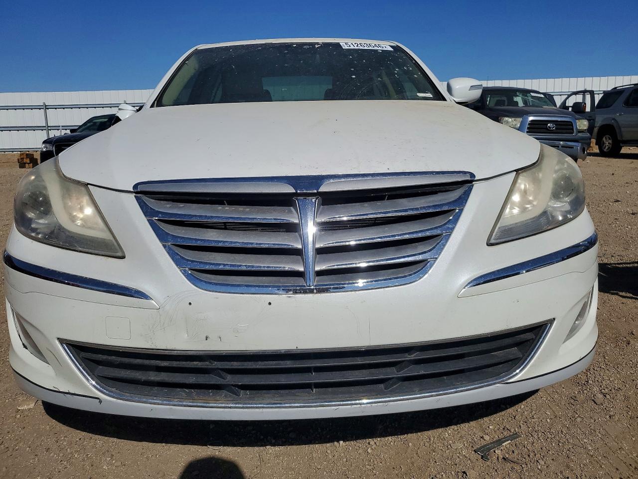 2012 Hyundai Genesis VIN KMHGC4DD3CU151501 photo 5