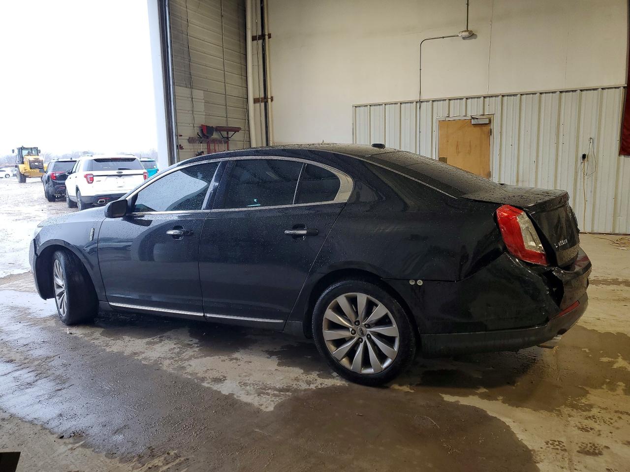 2013 Lincoln Mks VIN 1LNHL9DK7DG616068 photo 2