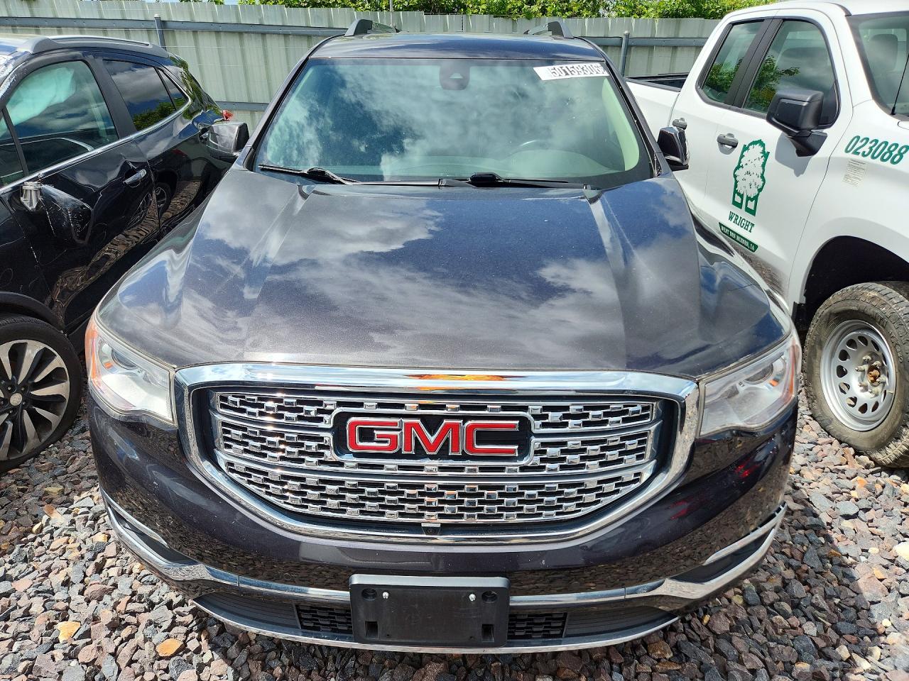 2017 GMC Acadia den VIN 1GKKNPLS7HZ135665 photo 5