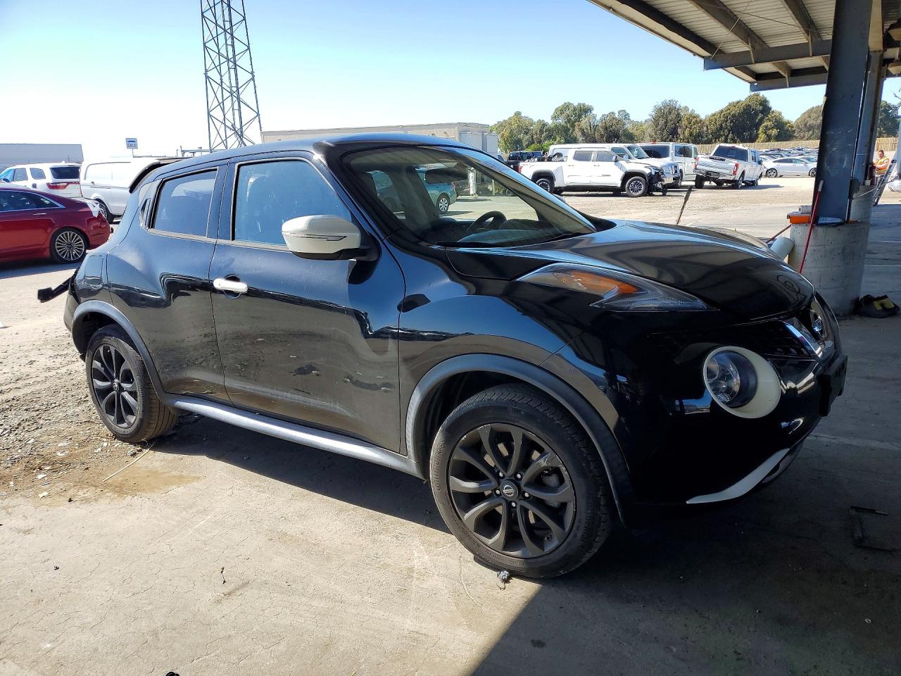 2017 Nissan Juke VIN JN8AF5MR6HT702606 photo 4