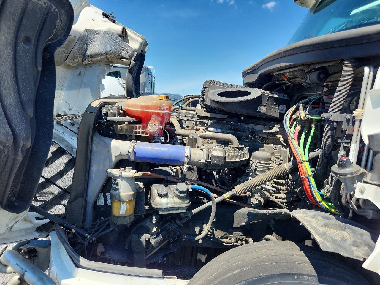 2020 FREIGHTLINER All other VIN 3AKJHHDR1LSLH8781 photo 7