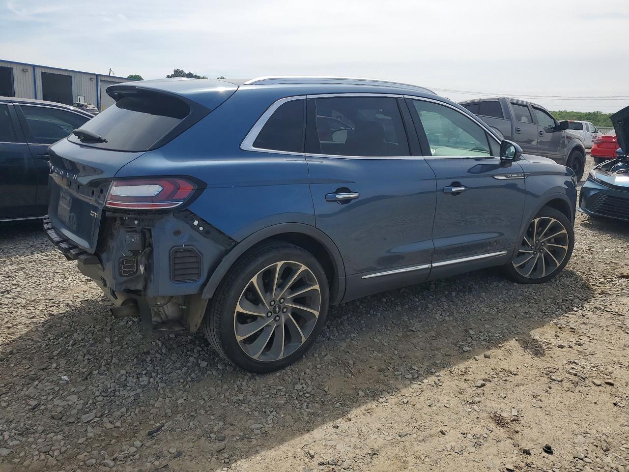2019 Lincoln Nautilus VIN 2LMPJ6LP8KBL45642 photo 3