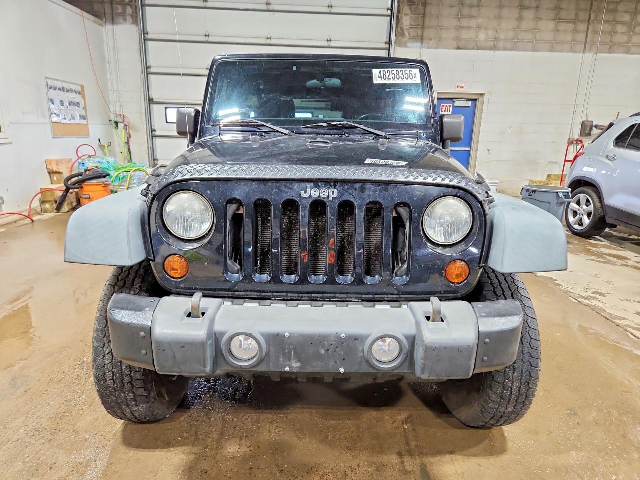 2011 Jeep All models VIN 1J4BA3H13BL512609 photo 5