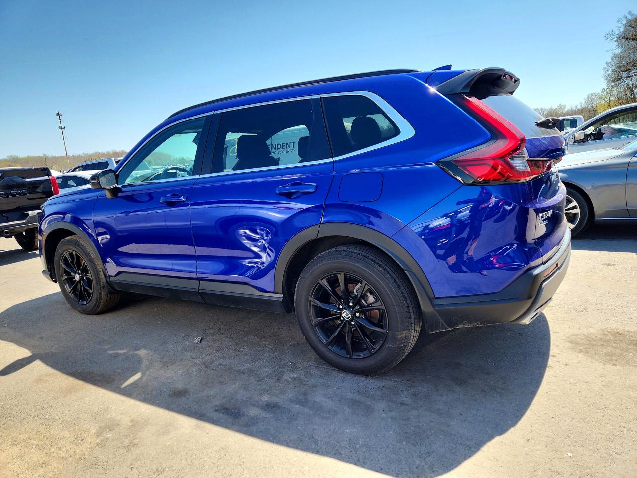 2024 Honda Crv VIN 7FARS6H80RE031041 photo 2