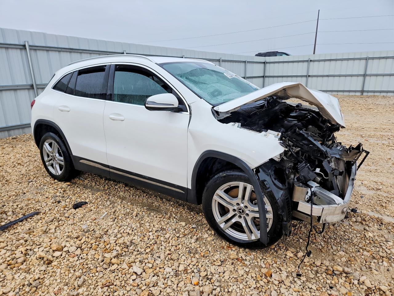 2021 Mercedes-Benz Gla-class VIN W1N4N4GB0MJ252714 photo 4
