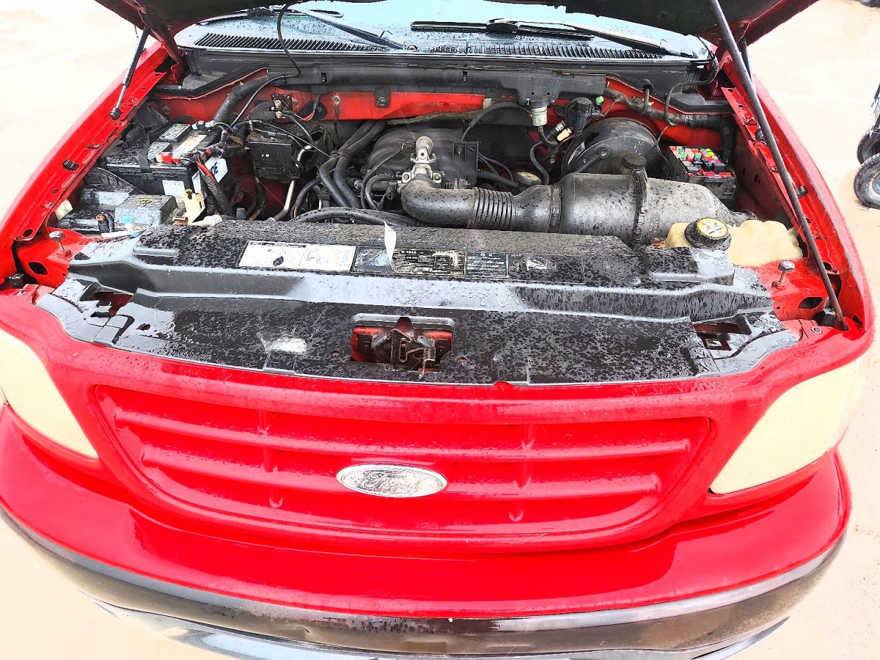 2002 Ford F150 VIN 1FTRX172X2NB10981 photo 11