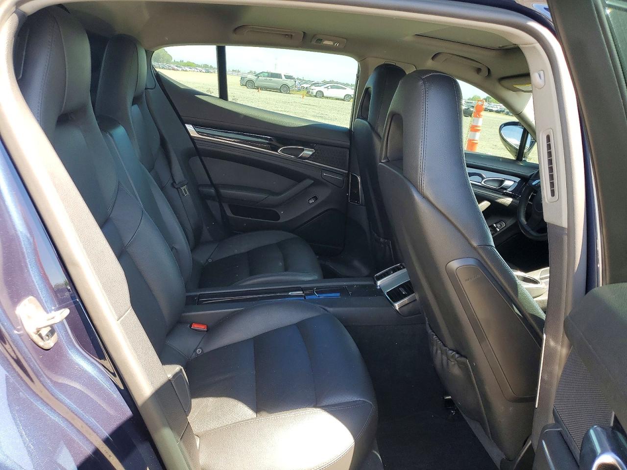 2012 PORSCHE Panamera VIN WP0AA2A73CL015636 photo 10