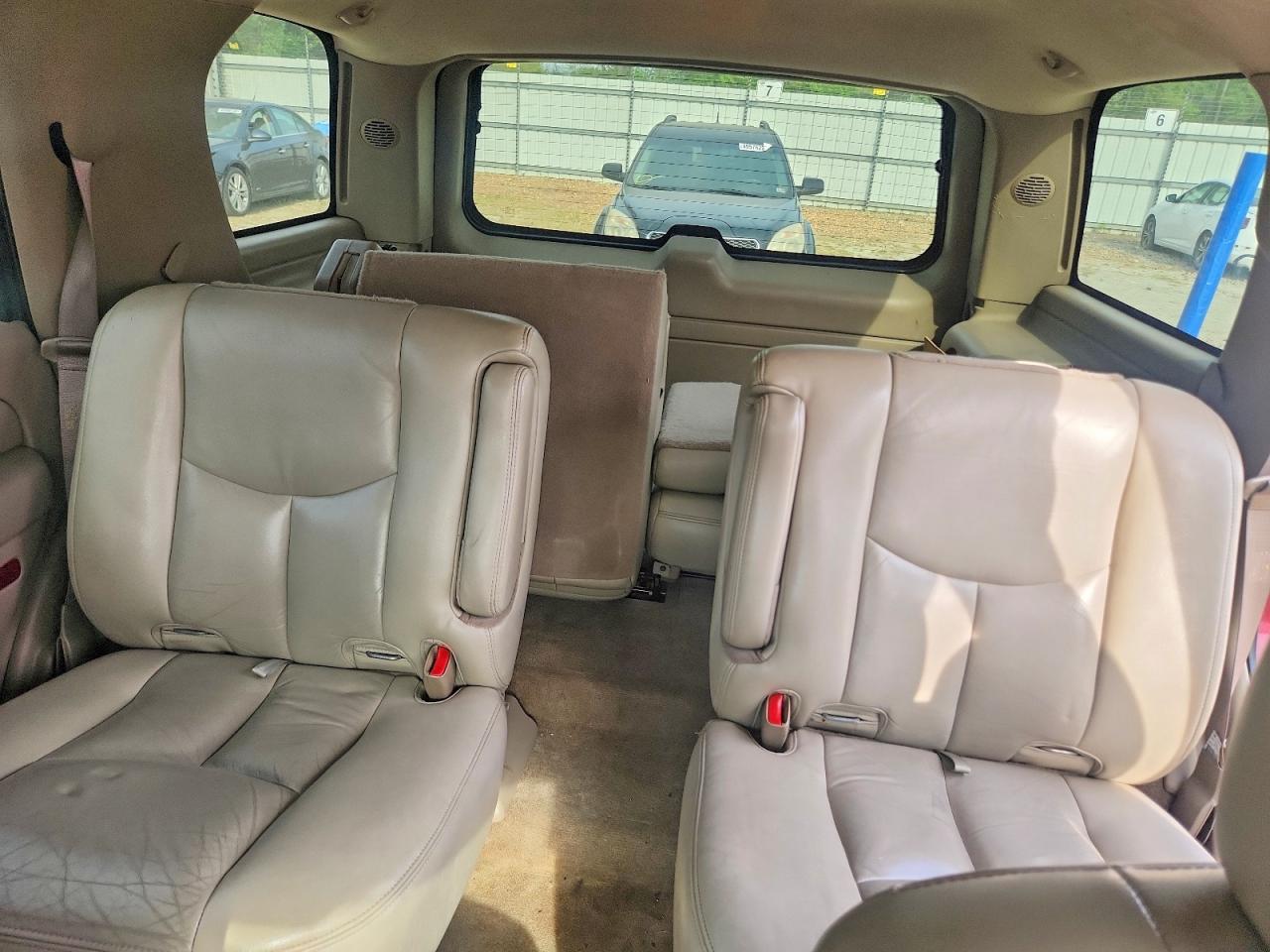 2005 CHEV Tahoe VIN 1GNEK13T95R269376 photo 10