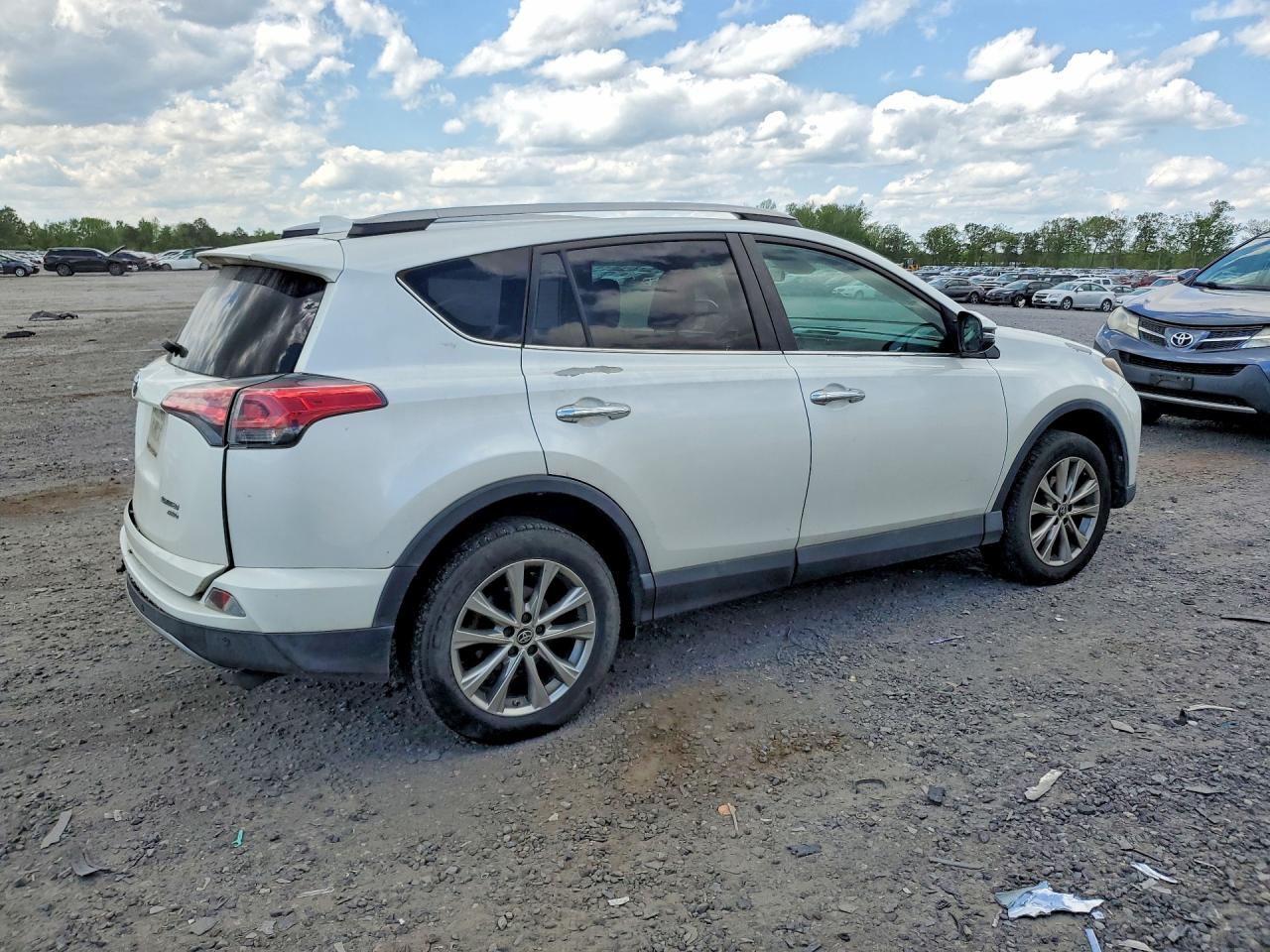 2017 TOYOTA Rav4 VIN 2T3DFREV7HW607707 photo 3