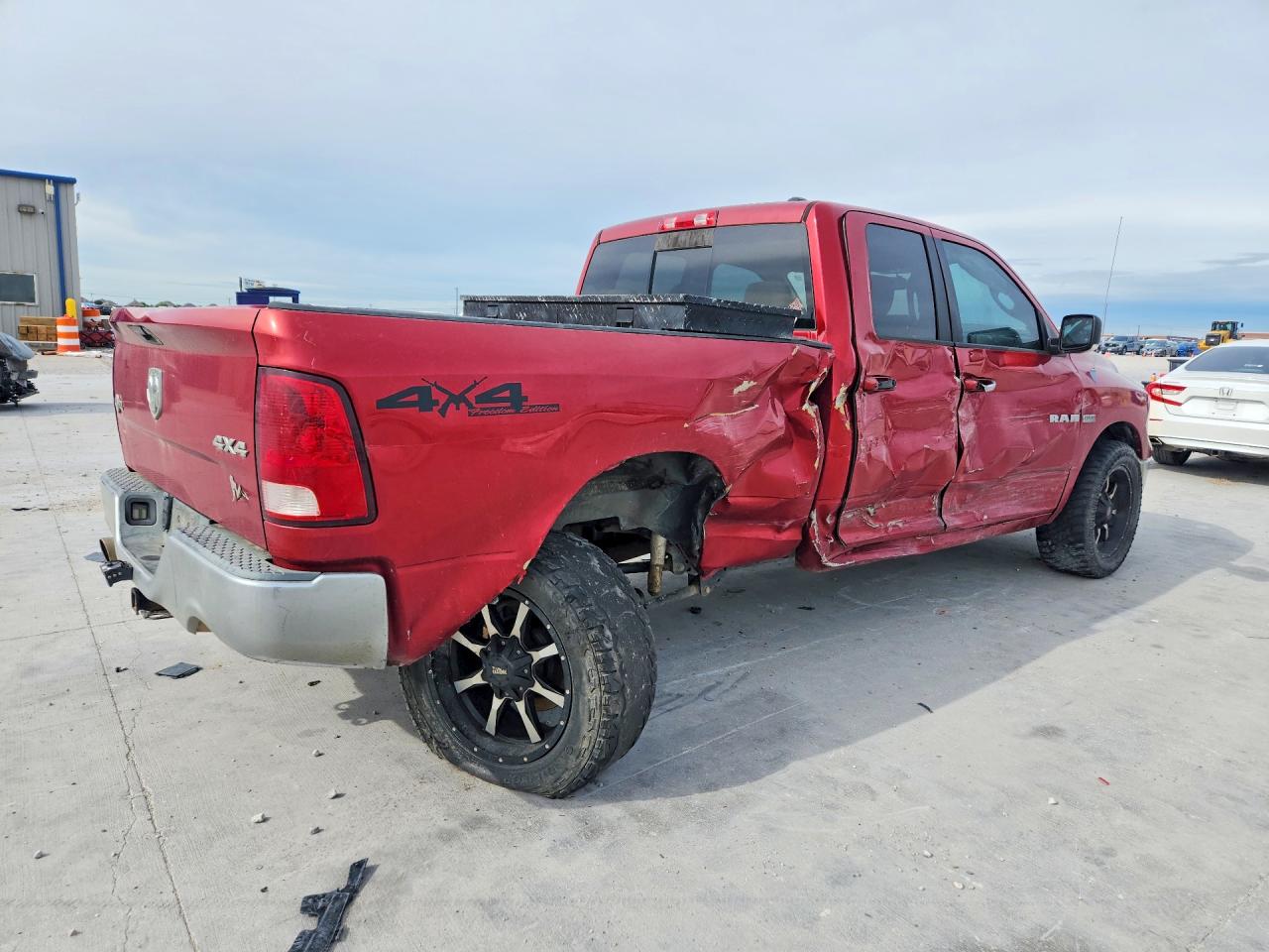 2010 Dodge Ram 1500 VIN 1D7RV1GT9AS158458 photo 3