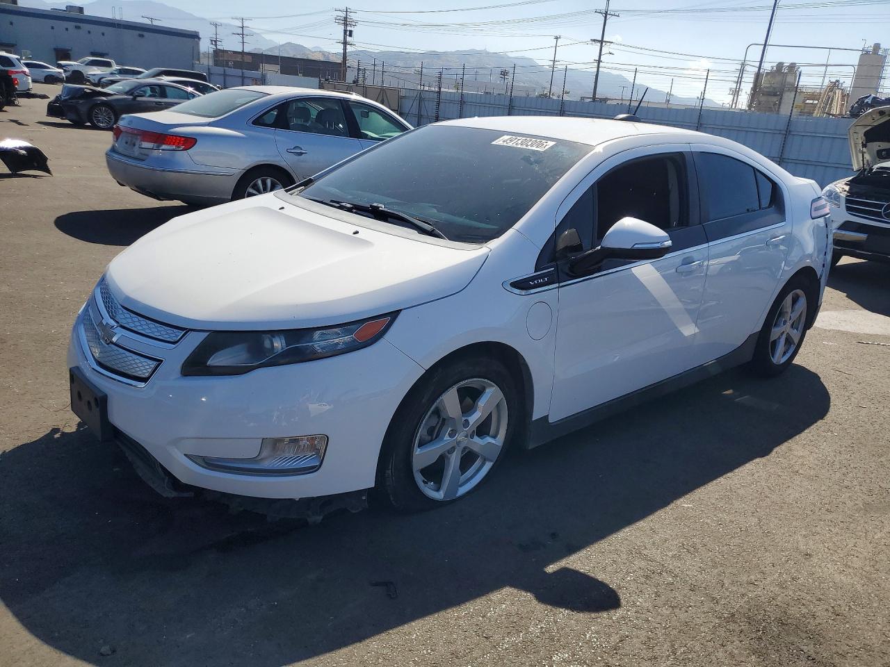 2015 CHEV Volt VIN 1G1RC6E46FU134972 photo 1