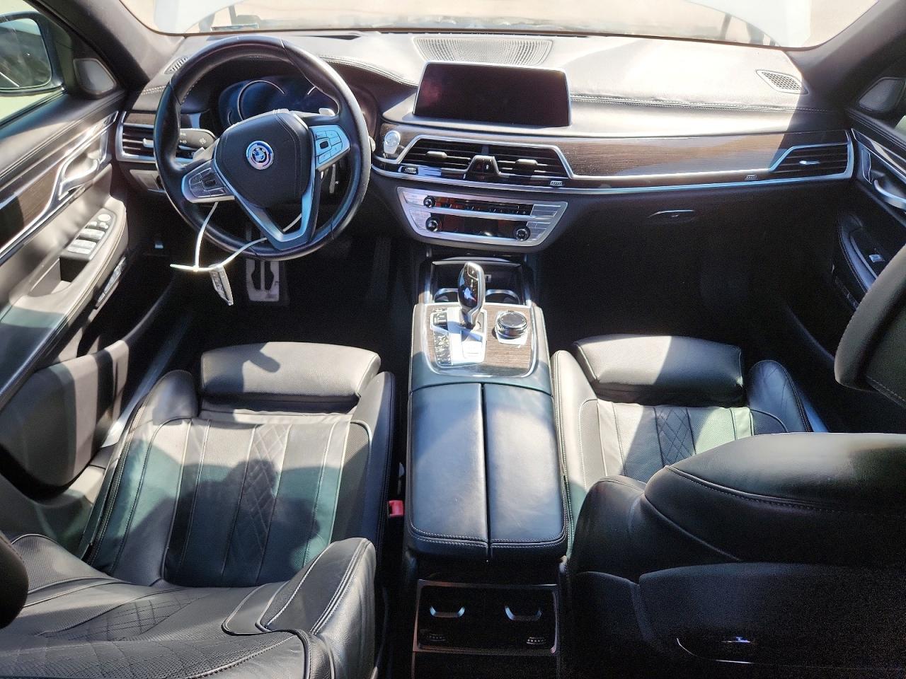 2016 BMW 7 series VIN WBA7F2C50GG416256 photo 8