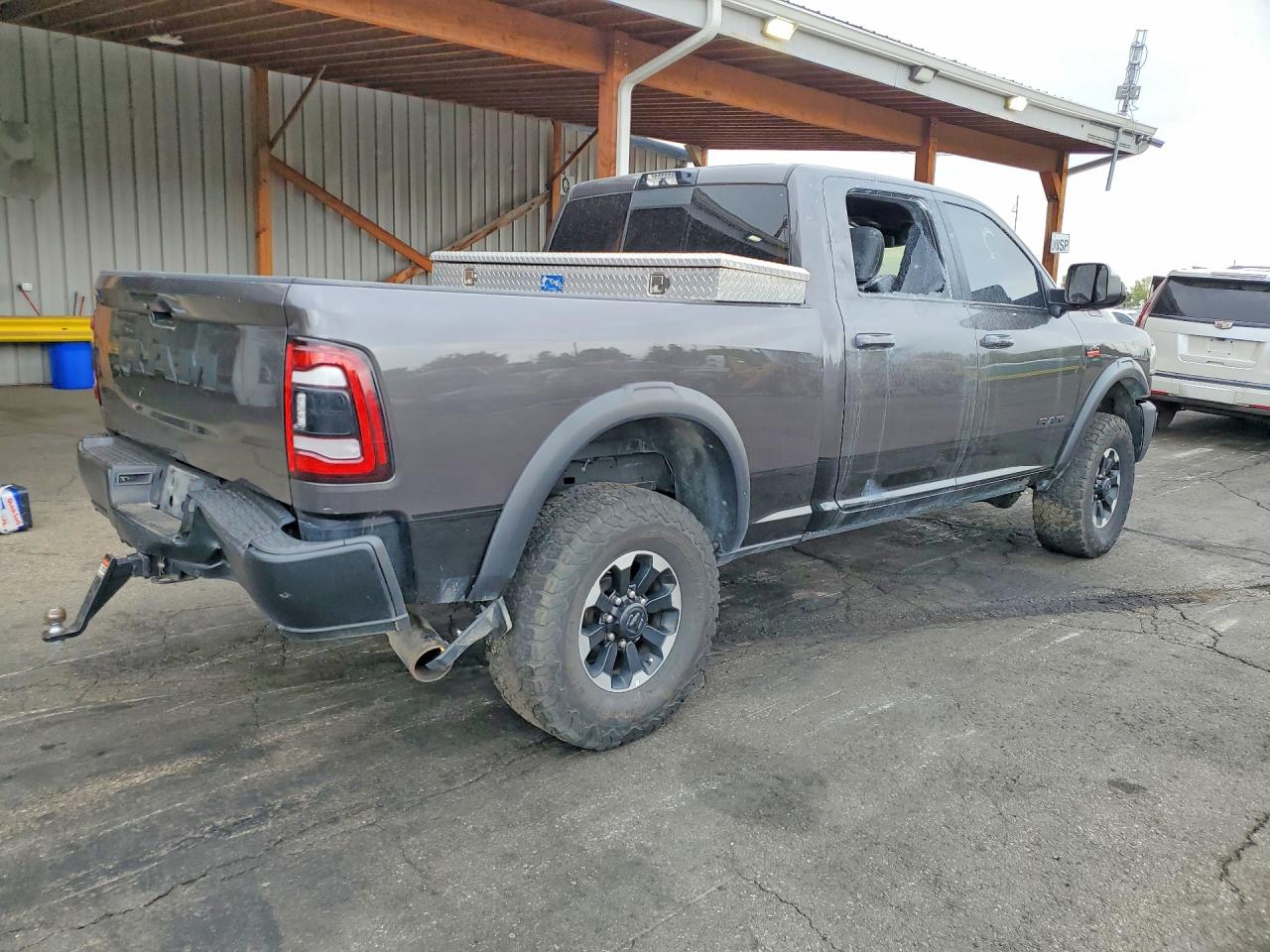 2021 Ram 2500 VIN 3C6TR5EJXMG657107 photo 3