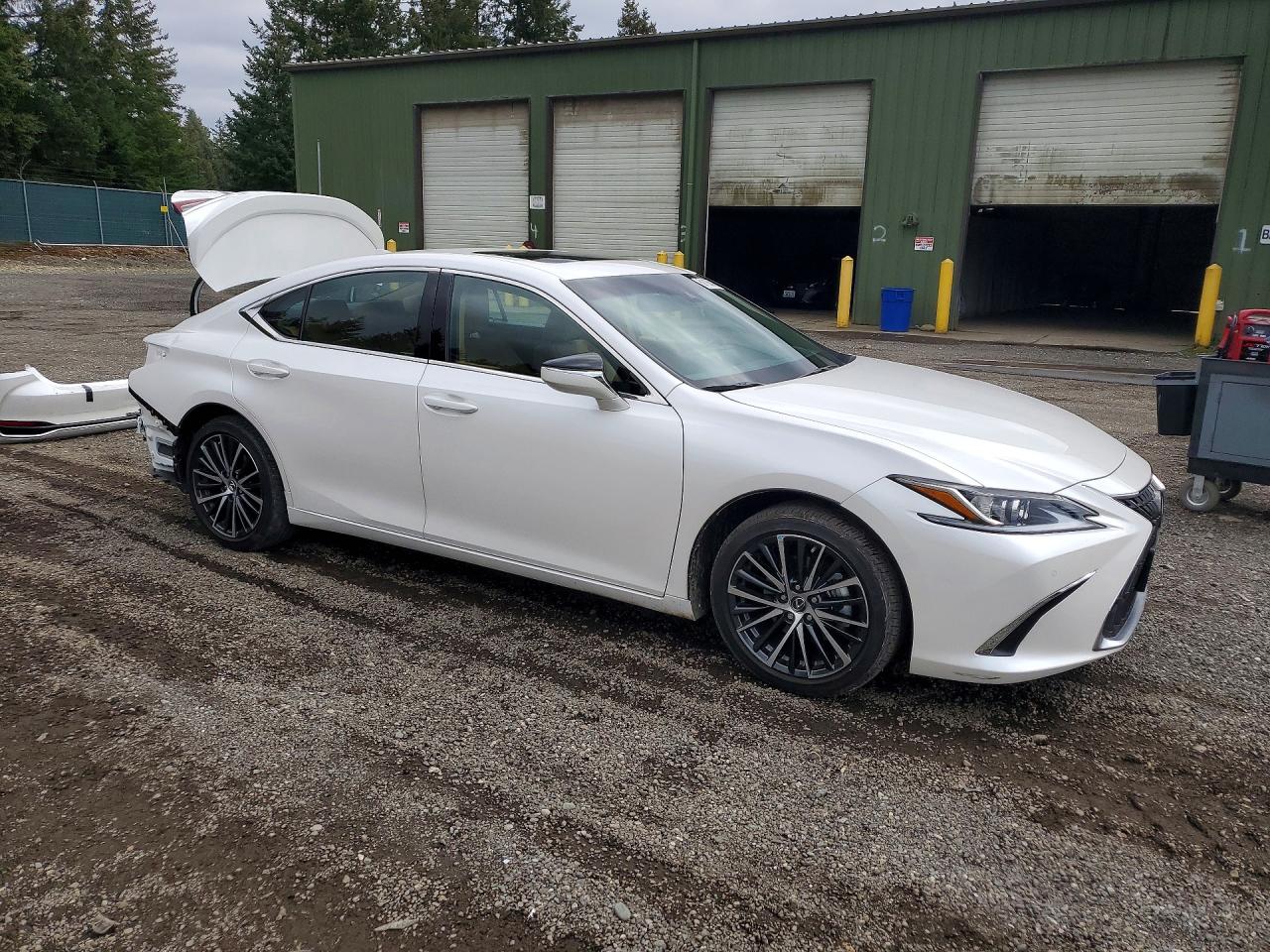 2024 LEXUS Es300 VIN 58ADA1C17RU040918 photo 4