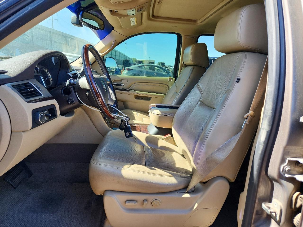 2013 Cadillac Escalade VIN 1GYS4BEF0DR379163 photo 7